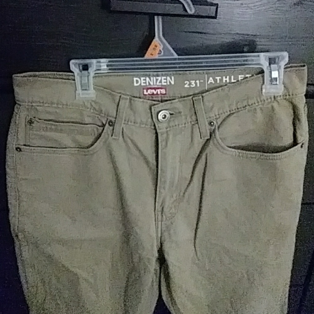 Levis jeans